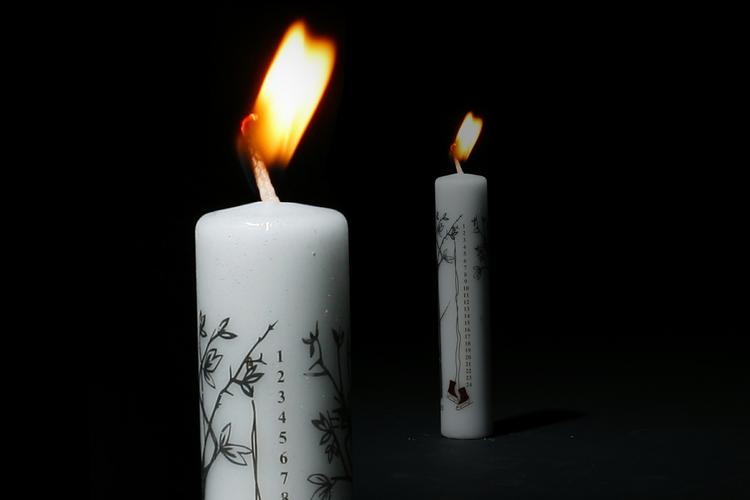 TYVSTART. På mange kalenderlys starter tallene et godt stykke nede, så du skal tænde lyset i god tid inden 1. december. (Arkivfoto) 