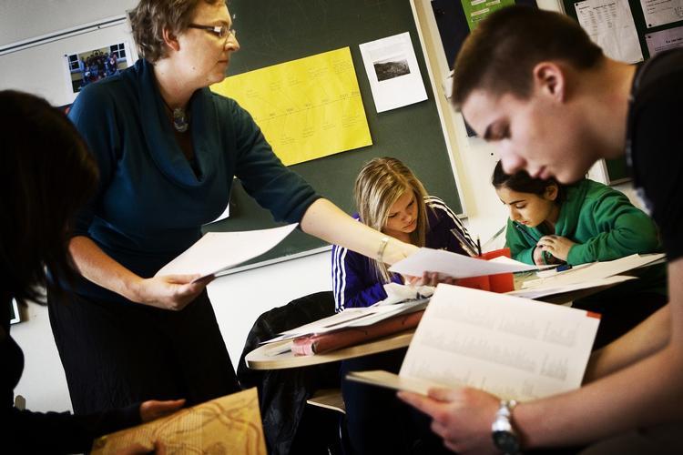 PRESSET. Undervisning fylder mindre end tre timer af lærernes arbejdsdag. 