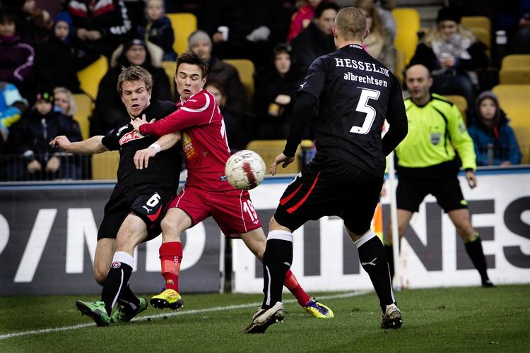 topkamp. FC Nordsjælland sad på det meste spil i kampen mod FC Midtjylland, men det blev en kamp uden mange chancer. 