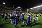 mestre. Boca Juniors-spillere fejrer sejren over Banfield og det argentinske mesterskab på banen i Buenos Aires. 