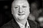 Pris. Tøger Seidenfadens minde hædres fra 2012 med en pris i hans navn. 