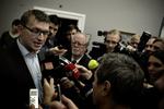 Presset. Troels Lund Poulsen kom for alvor i søgelyset, da redegørelser fra topfolk i Skat og Skatteministeriet kom med belastende oplysninger om eks-ministeren. 