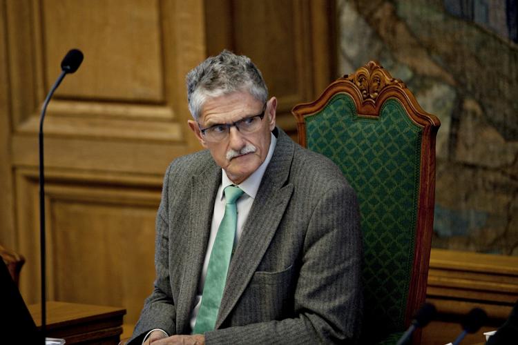 Kritik. »Sagen er, at der er meget udstrakt ytringsfrihed for folketingsmedlemmer, men her bevæger vi os på kanten af noget, man ikke må frigive«, siger Mogens Lykketoft, formand for Folketinget. 