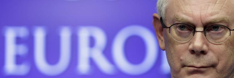 Bordherre. EU's præsident, Herman van Rompuy, sad for bordenden, da EU-landenes ledere drøftede en mulig traktatændring på et ni timer langt møde. 