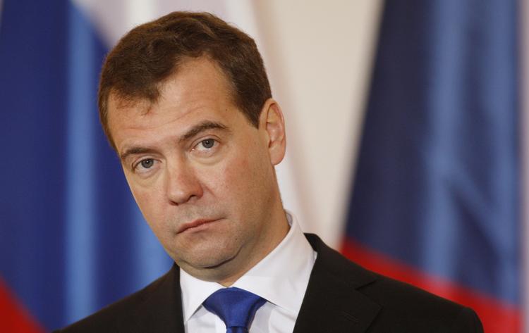 FACEBOOKBRUGER. Medvedev er ikke enig i de slogans, der er blevet fremført i demonstrationer i Moskva og Sankt Petersborg. Et af sloganerne lyder dog »ærlige parlamentsvalg«. 