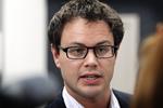 anklager. SF's Jonas Dahl, der fulgte lækagesagen tæt i sin tid som forsvarsordfører, siger, at Venstre må ransage sine spindoktorers rolle, efter to af slagsen angiveligt har lækket fortrolige oplysninger til pressen. 