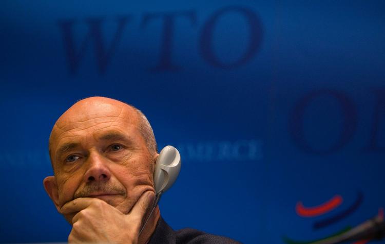 Doha. Den 15.-17. december mødes handelsministrene fra WTO's 153 medlemslande i Genève til et ministermøde i den Doha-udviklingsrunde om multilaterale handelsforhandlinger, som begyndte i 2001. Her ses WTO's generaldirektør Pascal Lamy, der vil være frontfigur i Genève. 