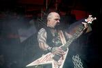 Slayer. Guitarist Kerry King er ikke ligefrem den stille singer/songwriter-type. Dem spiser han nok i virkeligheden til morgenmad. I juni er han og resten af det californiske band tilbage i Danmark. Sidst bandet var her, var i april i år, hvor de spillede i Aarhus sammen med Megadeth. I 2008 stod de på Orange Scene på i Roskilde. 