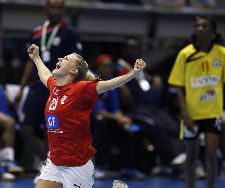 Jubel. Ann Grete Nørgaard jubler efter en scoring. 