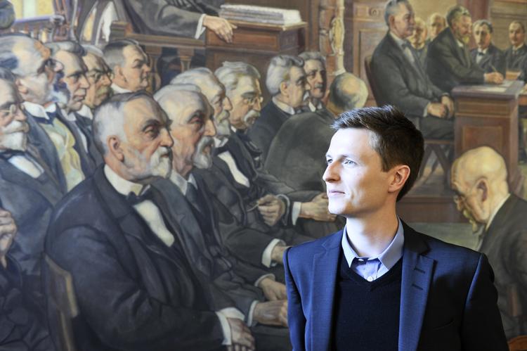 Forbehold. »Umiddelbart er det vores vurdering, at Danmark ikke er omfattet af sanktionerne på grund af vores euroforbehold«, siger SF's politiske ordfører Jesper Petersen. 