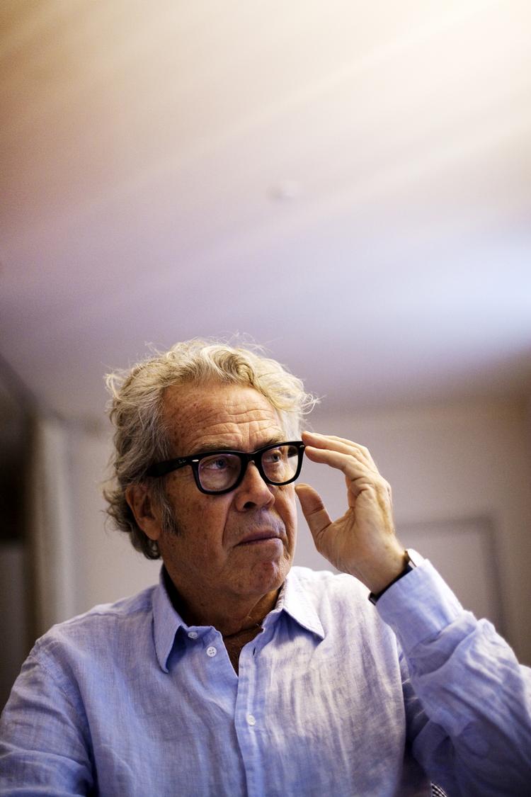 Respektløst? Jørgen Leth mener at spørgsmålene I Politikens undersøgelse tyder på manglende respekt for forfatterprofessionen. 