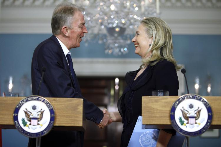 OFFICIELT. Villy Søvndal mødtes i dag med den amerikanske udenrigsminister Hillary Clinton. 