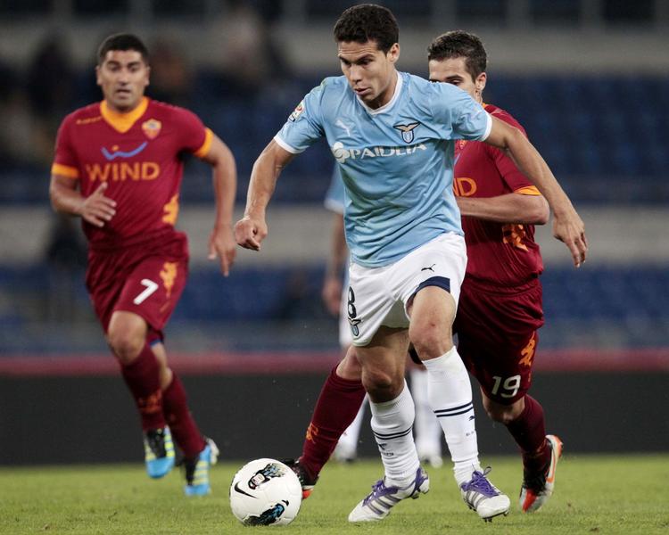 Hernanes. Anderson Hernanes de Carvalho Andrade Lima kom til Lazio fra Sao Paulo i 2010 og er kreatøren på den centrale midtbane. 