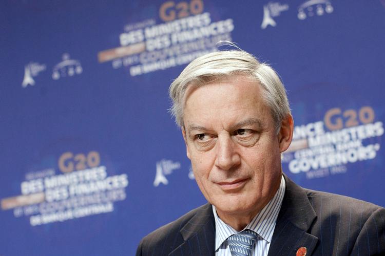 Smæk. Christian Noyer får kærligheden at føle i de britiske aviser efter at have kritiseret Storbritanniens økonomi. 