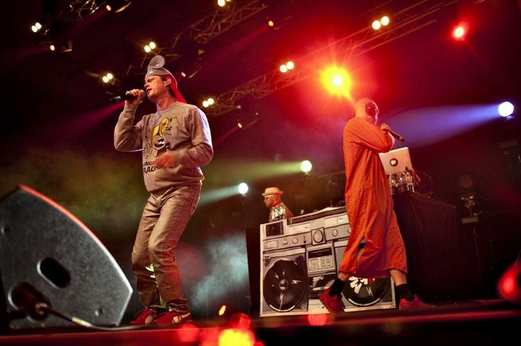 Comeback. Malk De Koijn er i den grad tilbage. Hiphoptrioen fører feltet ved Steppeulv-uddelingen, og deres album 'Toback to the Fromtime' er flere steder kåret til årets bedste. 