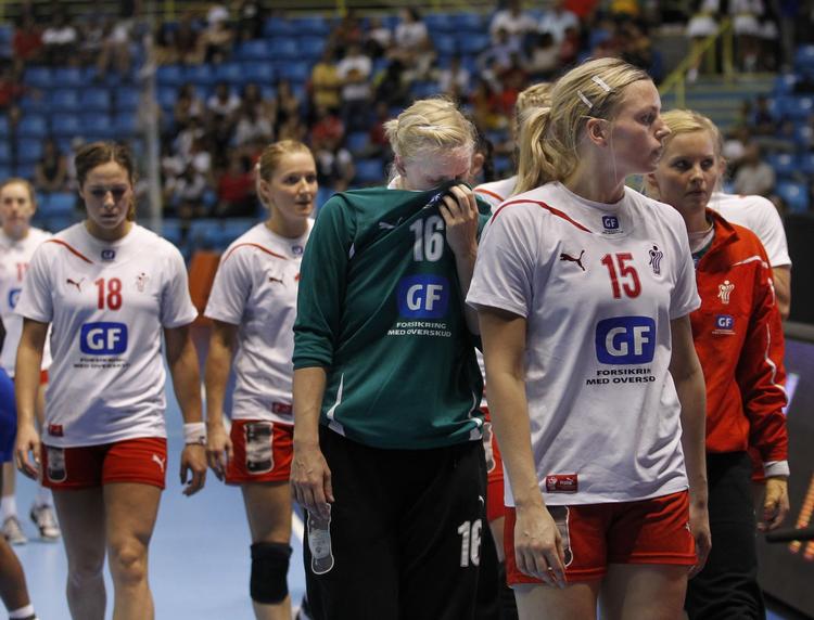 NEDTUR. De danske spillere var dybt skuffede efter nederlaget til Frankrig i VM-semifinalen. 
