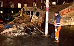 Morgenaktion. Efter at Occupy-aktivisterne er blevet fjernet, bliver deres lejr også ryddet. 