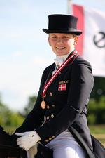 Sejrssmil. Der har været masser af grund til at smile i 2011 for dressurrytteren Nanna Skodborg Merrald. 