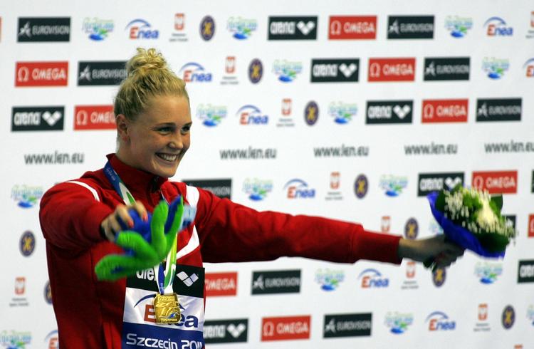 Glæde. Kortbane-EM i Polen blev en stor succes for Jeanette Ottesen, som blandt andet snuppede guld i 100 meter butterfly. 