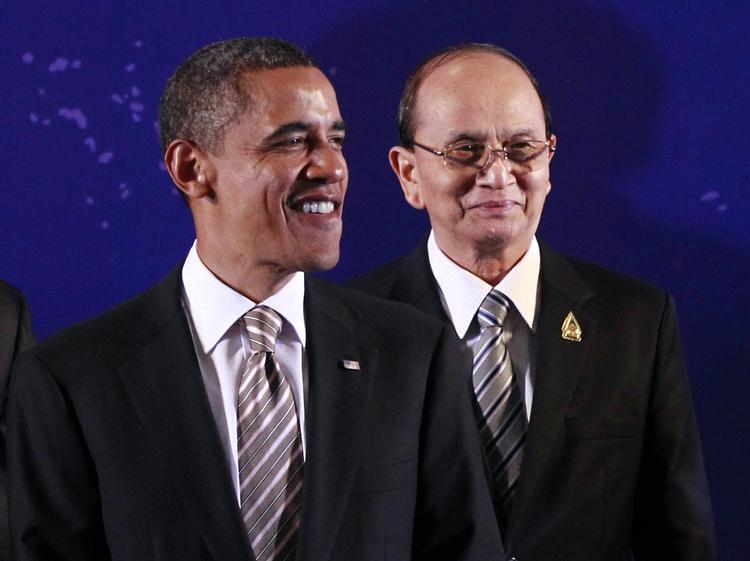 Udfordring. Præsident Obama udvekslede for nyligt håndtryk med Burmas nye præsident, Thein Sein. 