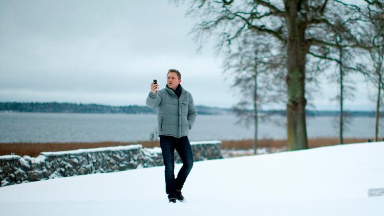 Set før. I 'The Girl With the Dragon Tattoo' spiller Daniel Craig Mikael Blomkvist, som skal opklare et mord i den svenske Vanger-familie. 