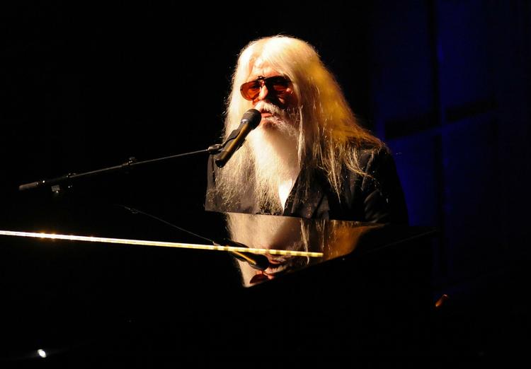 Smuttur. D. 26. marts kan man opleve Leon Russell live i Malmø. 