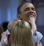 Julegave. Mens præsident Barack Obama fejrede julen på Hawaii, kunne han glæde sig over, at der igen er ved at være opbakning til hans lederskab. 