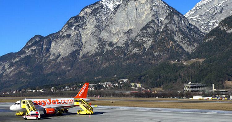 TOPHISTORIE. Årets mest læste artikel på turengårtil.dk var den om, hvilke landingsbaner i Europa som easyJets piloter synes er de værste at lande i. 