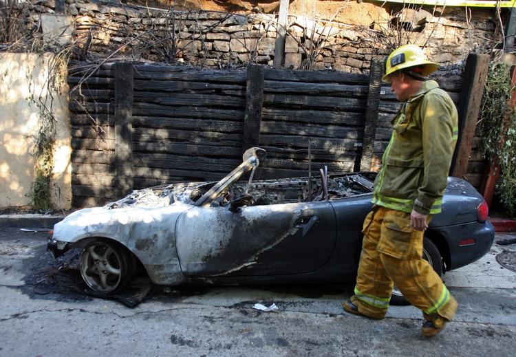 Påsat. Størstedelen af brandene har raseret i Hollywood og West Hollywood. 