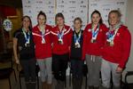 medaljestop. Efter det seneste EM på kortbane i Stetting havde syv svømmere medaljer med hjem. Fra venstre viser Rikke Møller Pedersen, Pernille Blume, Lotte Friis, Katrne Holm Sørensen, Mie Ø. Nielsen og Jeanette Ottesen høsten frem. Medaljevinderen Mads Glæsner fulgtes ikke med resten af EM-holdet. 