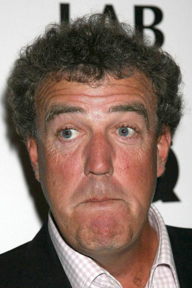 Jeremy Clarkson fastholder, at den britiske premierminister er en »enøjet skotsk idiot«. 