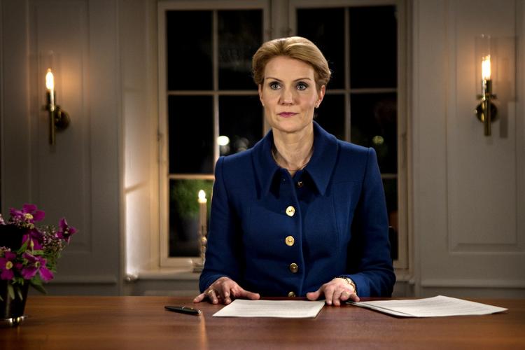 Debutant. Læserne vurderer statsminister Helle Thorning-Schmidts første nytårstale. 