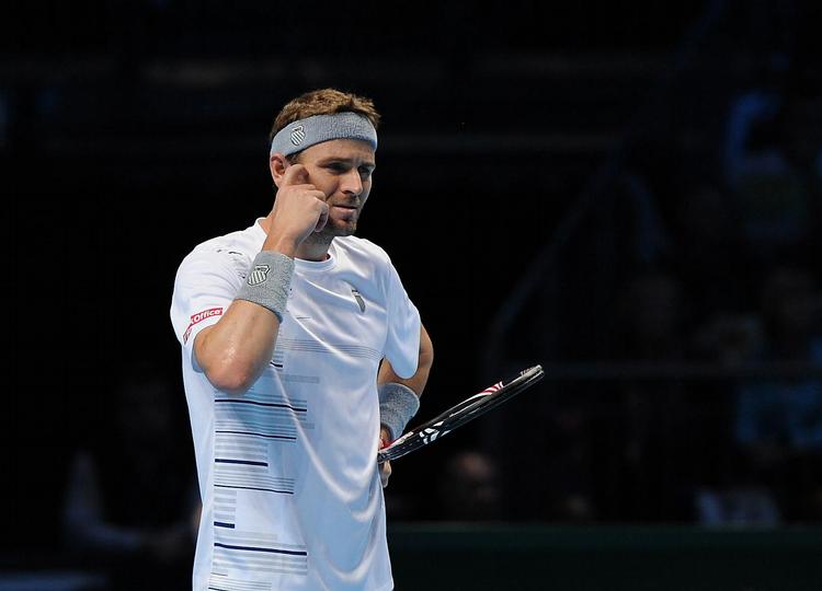 what? Hvad skete der lige der? Mardy Fish fik uventet hård modstand af Frederik Løchte Nielsen i den første kamp Hopman Cup. 