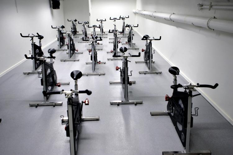 Hysterisk. Kroppen er ikke en maskine, men en naturlig størrelse. Vi må gøre op med fitnesshysteriet, skriver kronikredaktøren. 