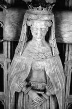ikon. Margrethe I blev født i 1353, gift som 10-årig og fik sit første barn som 17-årig. Efter mandens død regerede hun over Norden, indtil hun døde i 1412. 