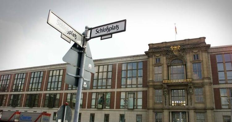 KAOS. Området omkring Unter Den Linden vil være præget af byggerod de næste år. 