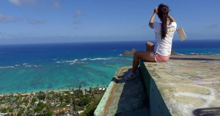 Ferietid. Rejsebureauerne skruer på priserne i ferien. Det kan blive flere tusinde kroner dyrere. 