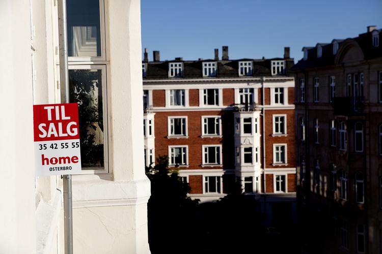 Solgt. Langt de fleste danske boliger bliver solgt med nedslag i prisen viser tal fra Boliga. 