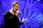 Storsælgende. Adeles 'Rolling In The Deep' topper blandt andet Billboards liste over de mest solgte singler i 2011. 