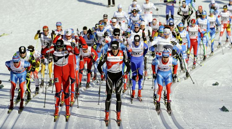 angreb. Feltet skal splittes, hvis Petter Northug skal undgå endnu en andenplads i Tour de Ski. 
