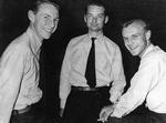 Danske Drenges Forlag. Danmarks yngste forlæggere 1954: Gyldendal overtages af direktørtriumviratet Otto B. Lindhardt, Jokum Smith (senere direktør for Politikens Hus) og Ole Wivel. 