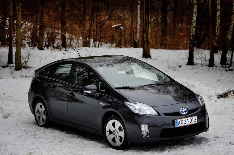 Toyota Prius er TÜV-rapportens vinder. Toyota Prius betegnes som en bil med så få fejl, at de nærmest ikke er til at få øje på. 