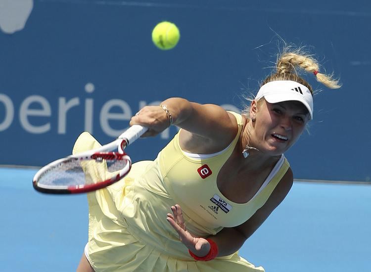 SERVEKANON. Caroline Wozniacki lavede seks serveesser mod Dominika Cibulkova. 