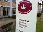 Udsat. Retssagen mod to plejeforældre fra Mern er blevet udsat, da plejefaderen er blevet syg. 
