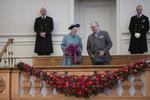 Jubilar. Dronning Margrethe og prins Henrik sætter sig til rette på de kongelige tilhørerpladser i Folketinget. 