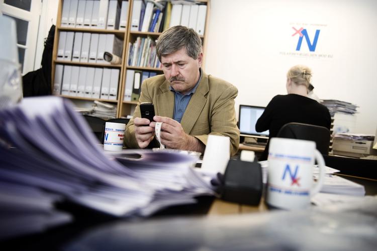 Kurder. EU-parlamentariker Søren Søndergaard (N) har fulgt udviklingen i Tyrkiet op mod 25 år og er tidligere udnævnt til årets kurder af en gruppe irakiske kurdere. 