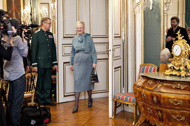 Tillykke. Dronning Margrethe ved dagens pressemøde. På lørdag er det hendes 40 års jubilæumsdag. 