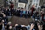 Dom. Der var store smil, da Danmarks nye regering blev præsenteret med Helle Thorning-Schmidt i front. Men hvem smiler mest, efter at have fået læsernes dom? 