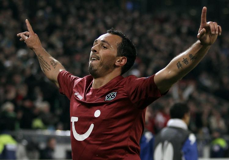 Svar. Sergio Pinto jubler efter en scoring mod  FC København i Europa League. Måske beretter  portugiseren i nærmeste fremtid også om andre typer af scoringer. 