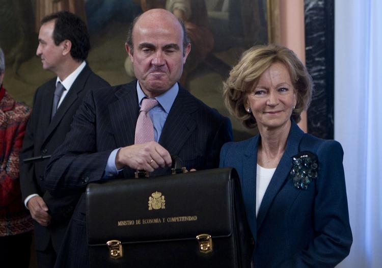 Godt. Finansminister Luis de Guindos kan tage nye gældbeviser med hjem, denne gang til en rente, der ikke har været lavere siden april 2011. 